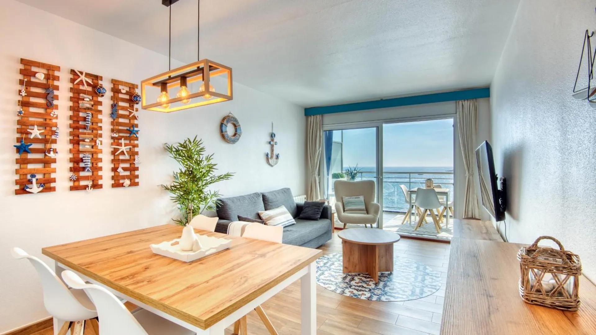 Frontmar Boutique Apartment L'Escala